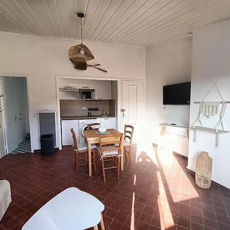 Rubis Provencal Climatise Avec Terrasse Apartament *